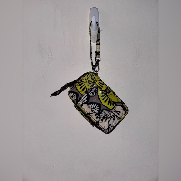 Vera Bradley Wristlet - Picture 2 of 5